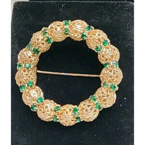 Ck Gems Green And Gold Tone Filagree Wreath Brooch 1.75" Diameter